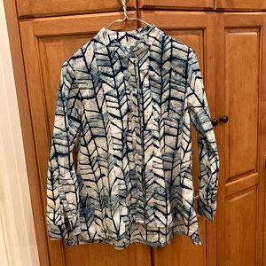 Zuri Batik cotton Shirt made in Ghana Small (8-10). Blue and white.